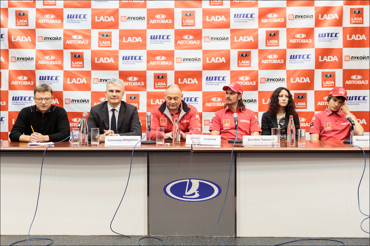 Пилоты LADA Sport LUKOIL посетили Тольятти